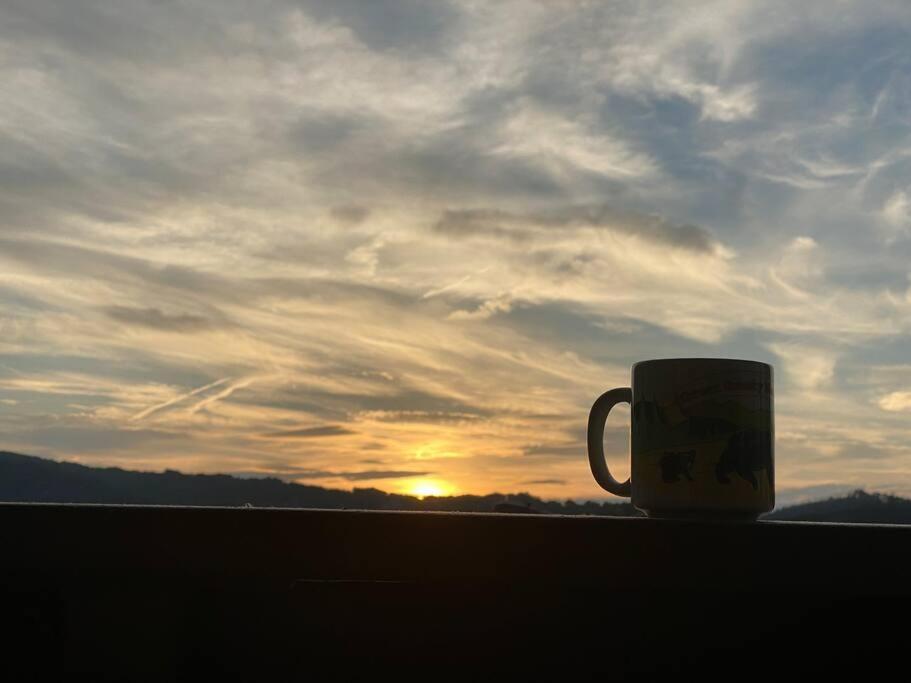 Relaxing Mountain Condo In Gatlinburg With City View ! Bagian luar foto